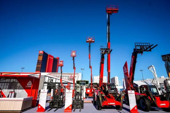 全球布局 本土践行！临工重机携全系产品闪耀拉斯维加斯工程机械展