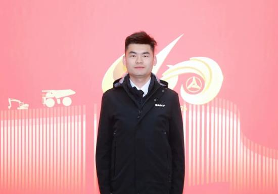 三一2025年度优秀服务工程师丨熊雄：暖心服务，硬核担当