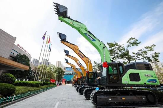 春雷动，势如虹！2026徐工挖机新春大型订货会燃爆黔地