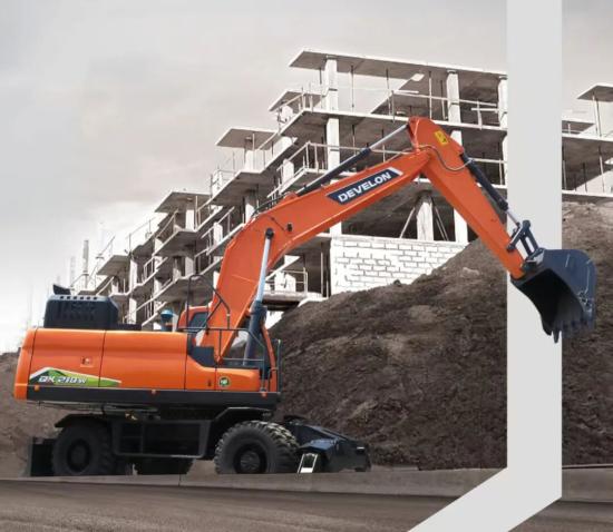 迪万伦 | 有请三好学生-市政性能王DX210W