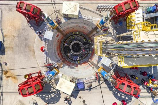 《科技日报》头版头条聚焦铁建重工：全球首台，突破三大关键技术！向深地进军，有了国之重器