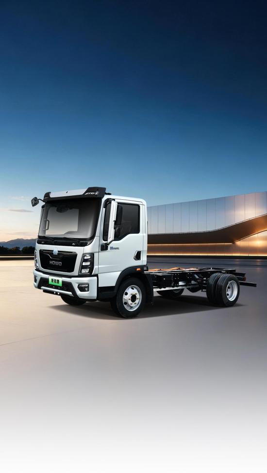 解鎖N種貨運(yùn)跑法，HOWO新能源輕卡