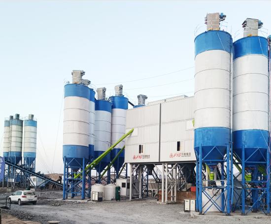 方圆HZS<em>12</em>0型箱式搅拌站再次发往甘肃，助力重点工程建设