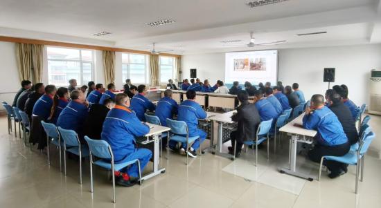 方圆集团安全、宣传、后勤管理工作会议召开