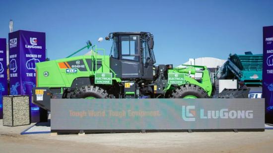 柳工携电动化产品亮相南非 NAMPO Harvest Day 2026