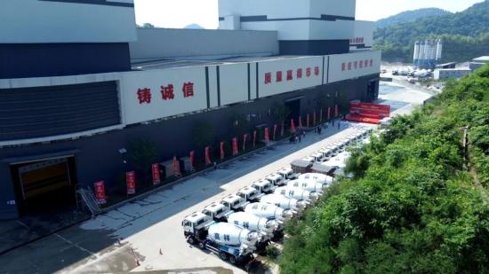 又交50台！！！<em>中集车辆</em>联合中国重汽打造绿色基建新标杆
