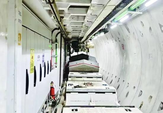 工程快报丨<em>中铁装备</em>“大禹号”掘进突破关键里程