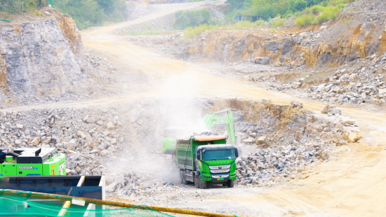 混燃芯动 G续传奇 | 徐工挖机绿色化矿山施工解决方案品鉴之旅走进遵义