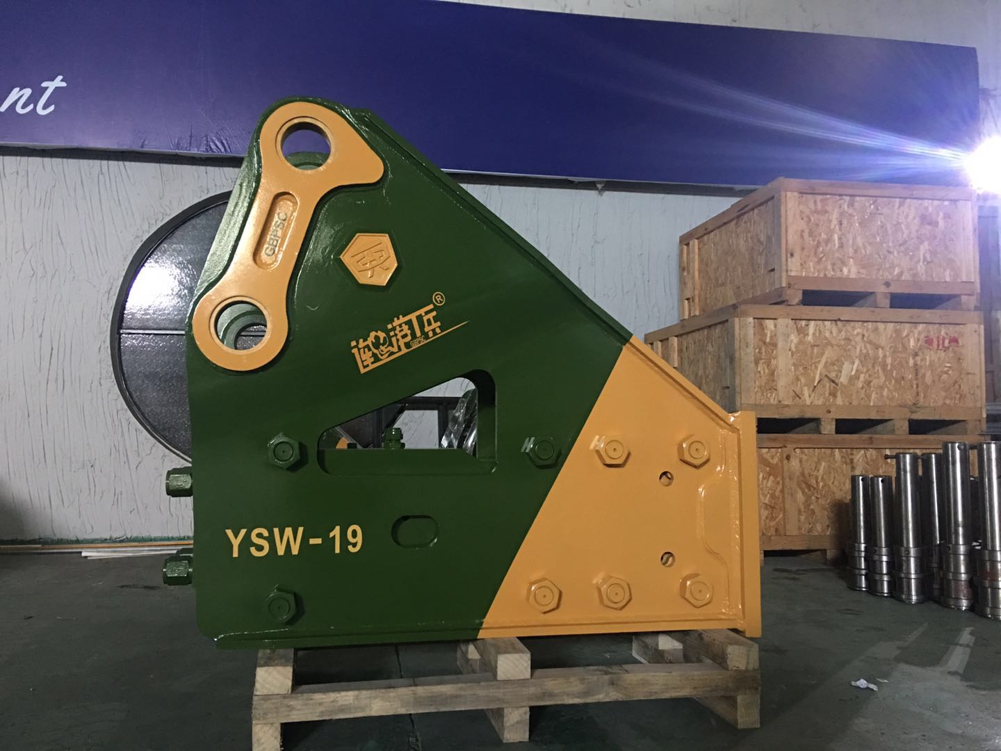 连港工兵破碎锤钎杆直径135mm