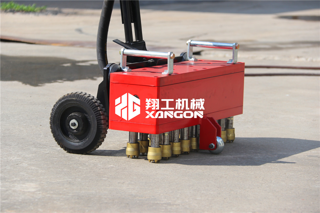 河南郑州涵洞桥面胡凝土地面凿毛机厂家现货现发